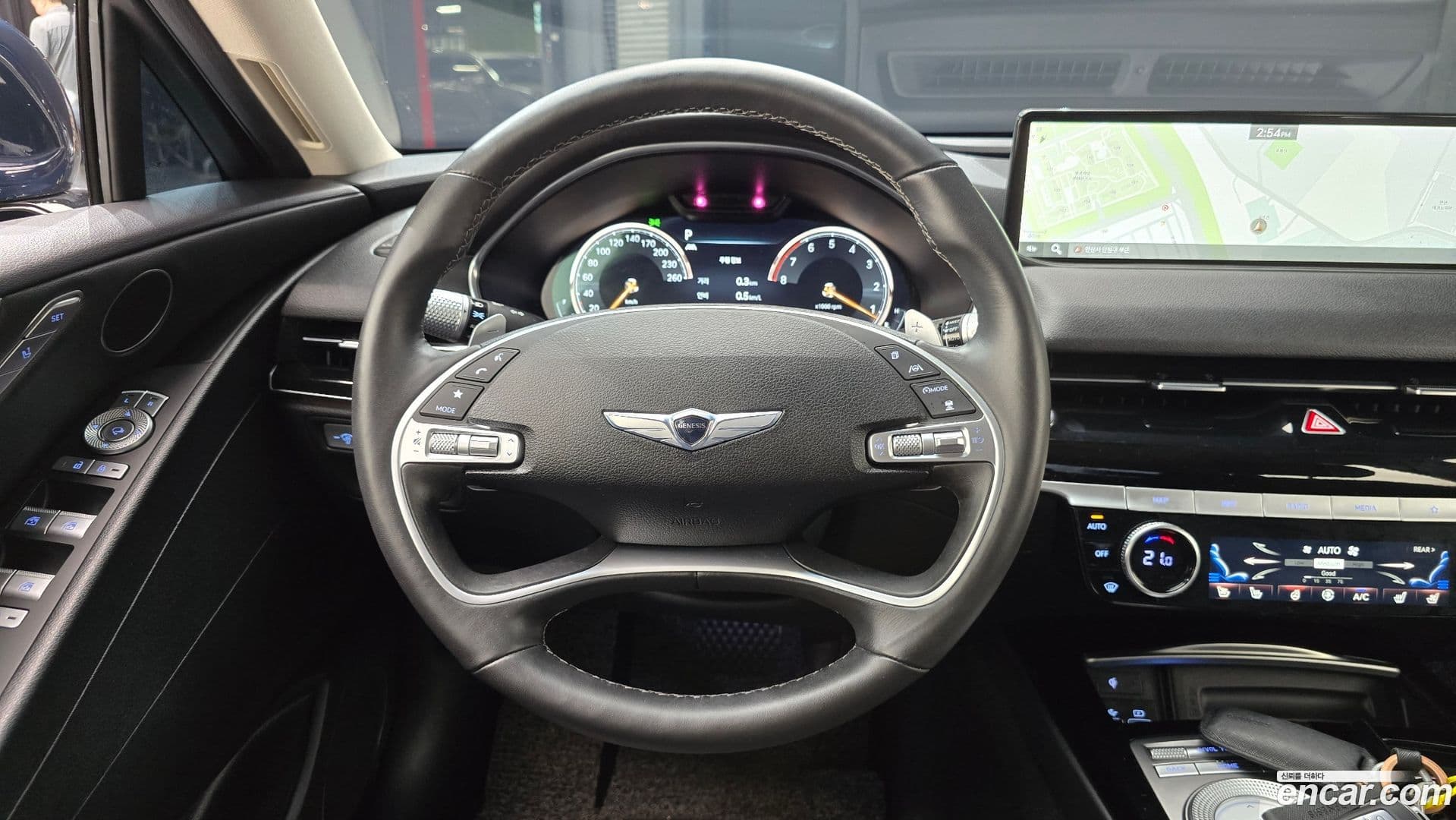 Main__Slider__Photo:G80 Genesis 2021.4-12