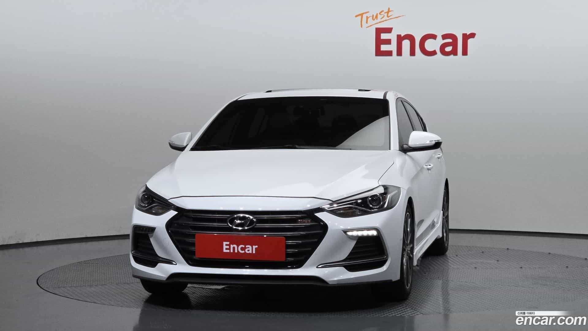 AVANTE Hyundai 2016.5-OUTER-003