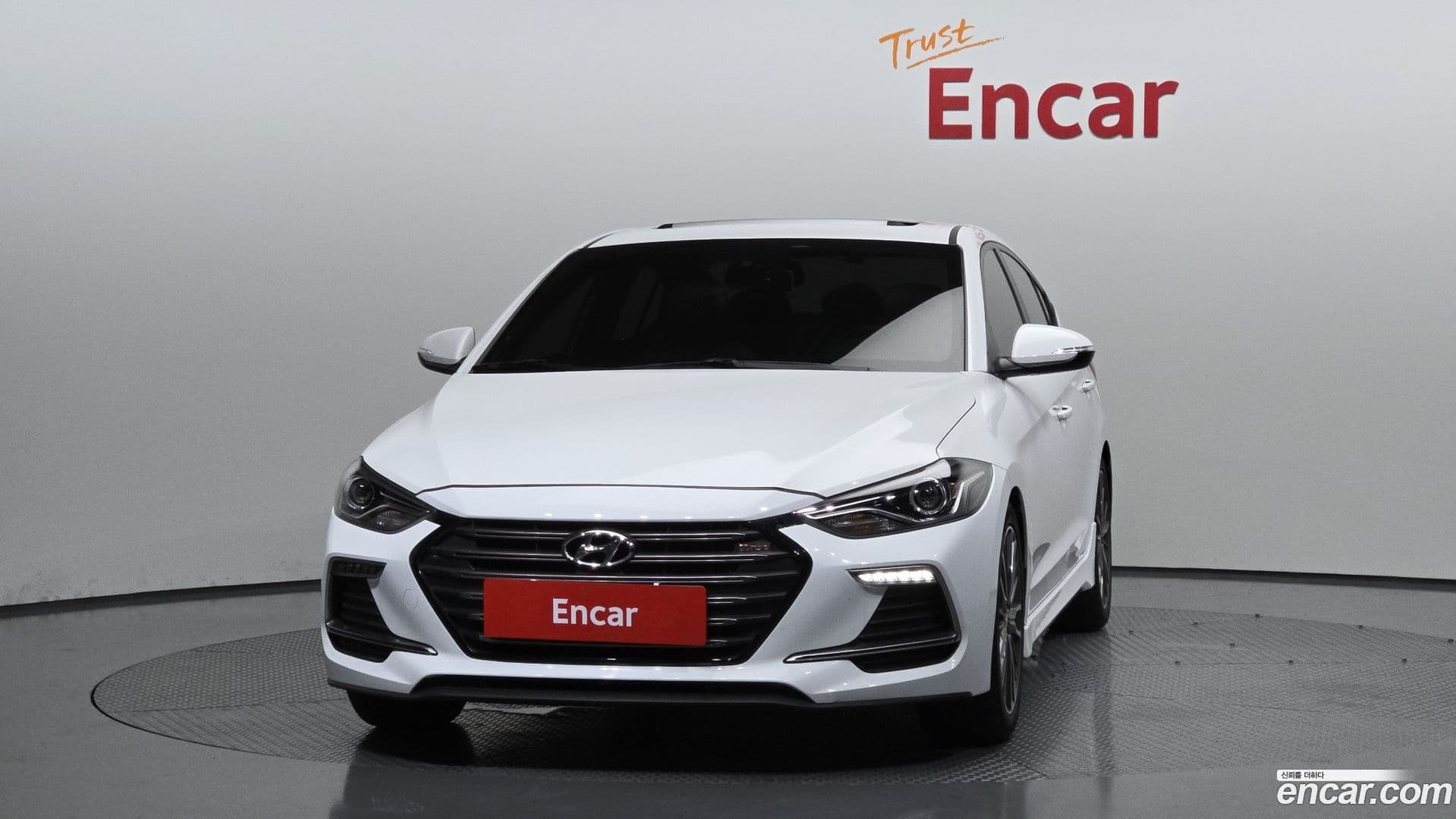 Main__Slider__Photo:AVANTE Hyundai 2016.5-2