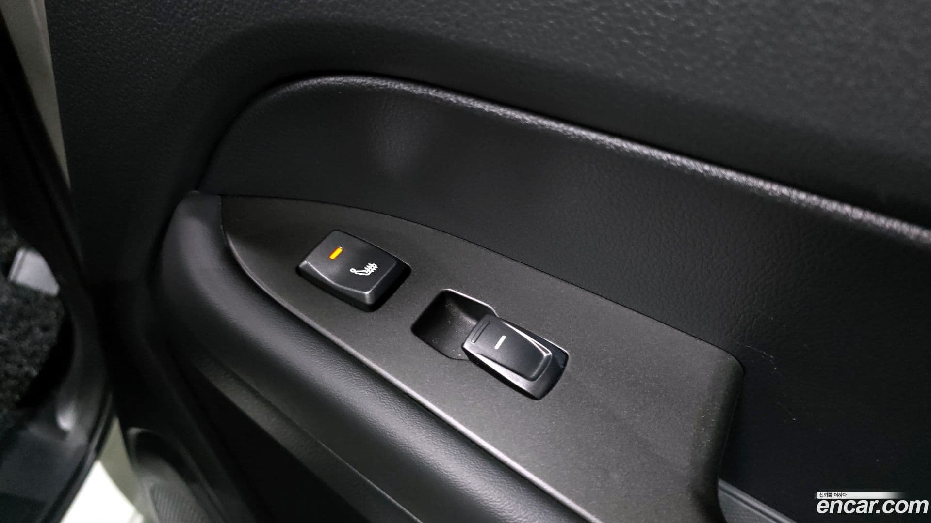 Main__Slider__Photo:Rexton KG_Mobility_Ssangyong 2019.6-16