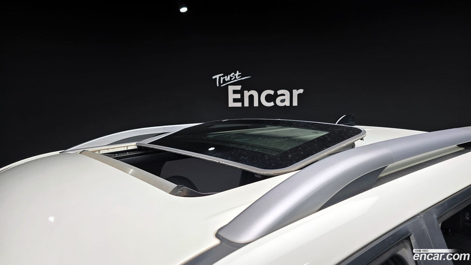 Main__Slider__Photo:Rexton KG_Mobility_Ssangyong 2019.6-18