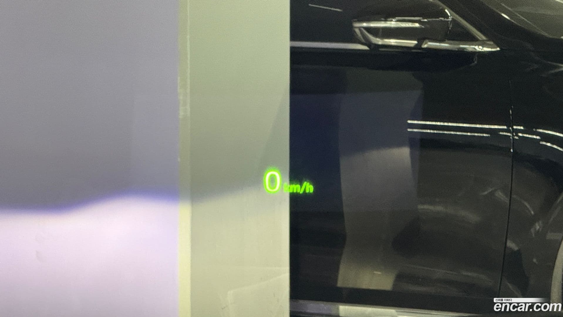 Main__Slider__Photo:G90 Genesis 2019.5-19