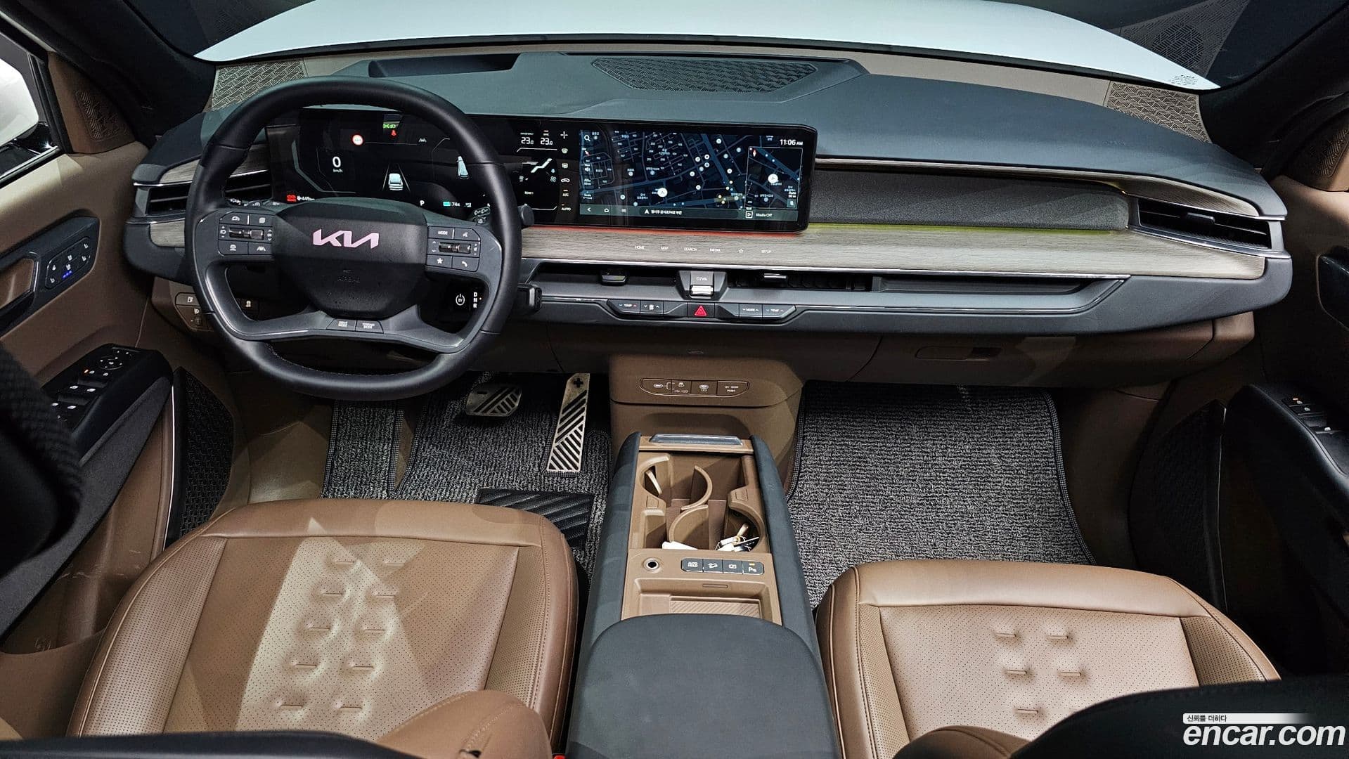 Main__Slider__Photo:EV9 Kia 2023.8-6