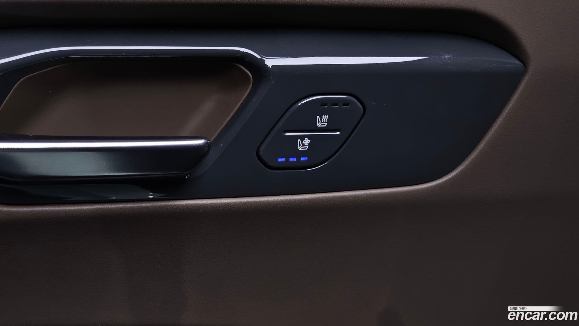 Main__Slider__Photo:EV9 Kia 2023.8-18