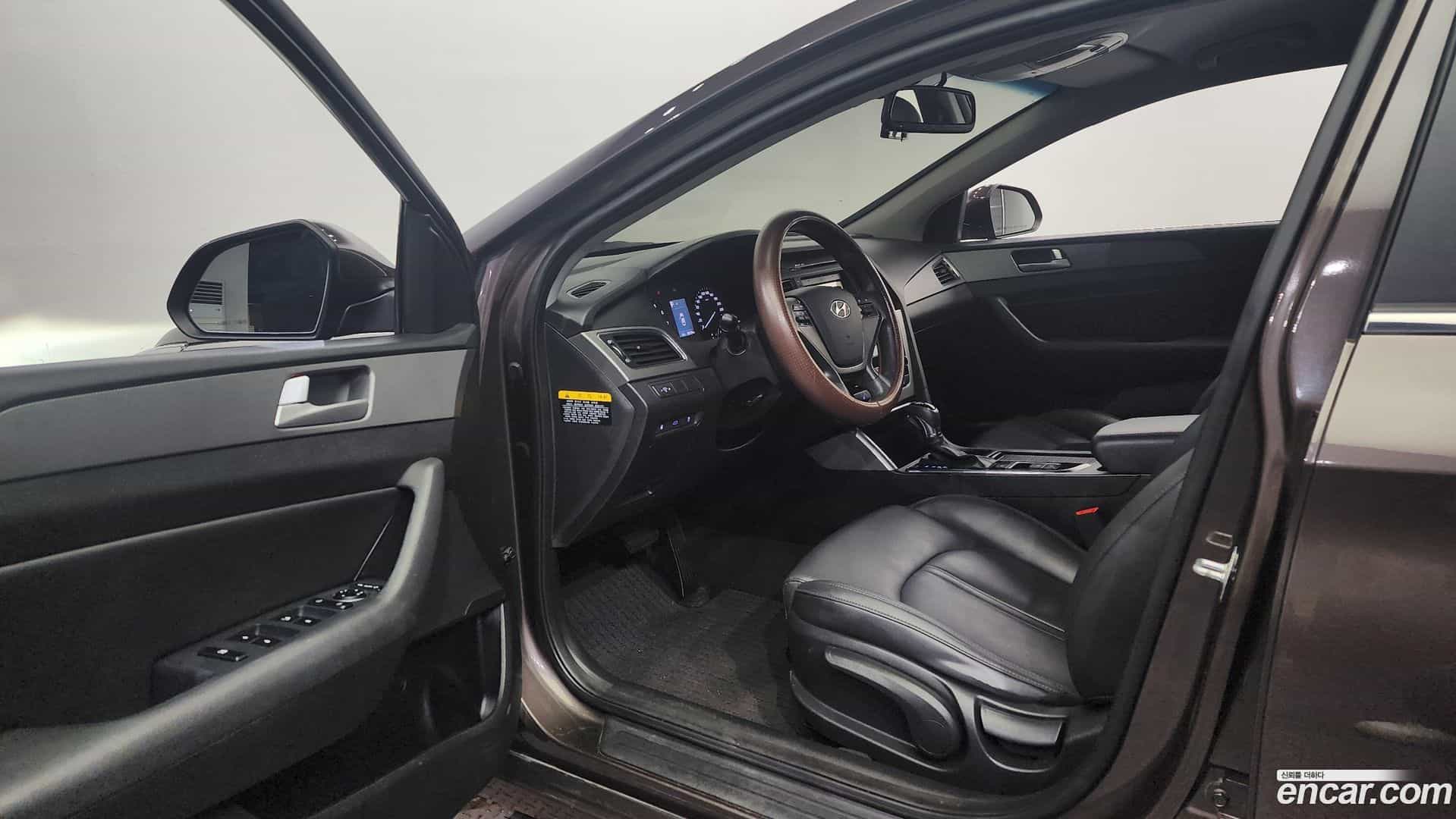 Sonata Hyundai 2015.8-INNER-010