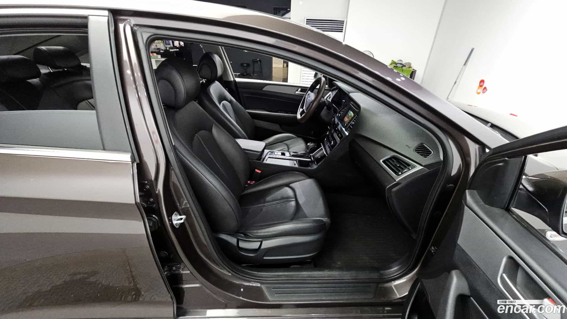 Sonata Hyundai 2015.8-OPTION-017