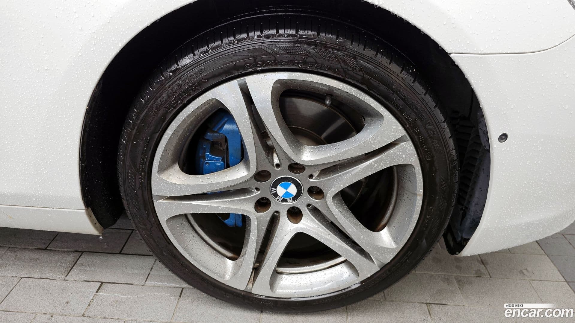 Main__Slider__Photo:6-Series BMW 2013.0-4