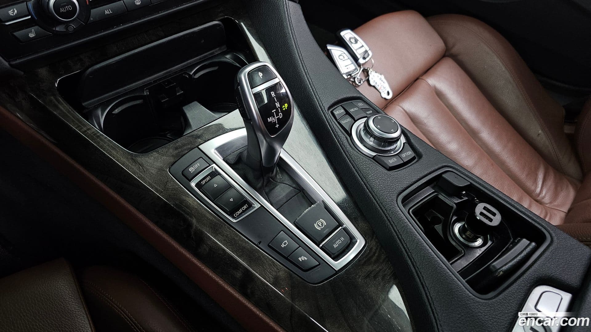 Main__Slider__Photo:6-Series BMW 2013.0-8