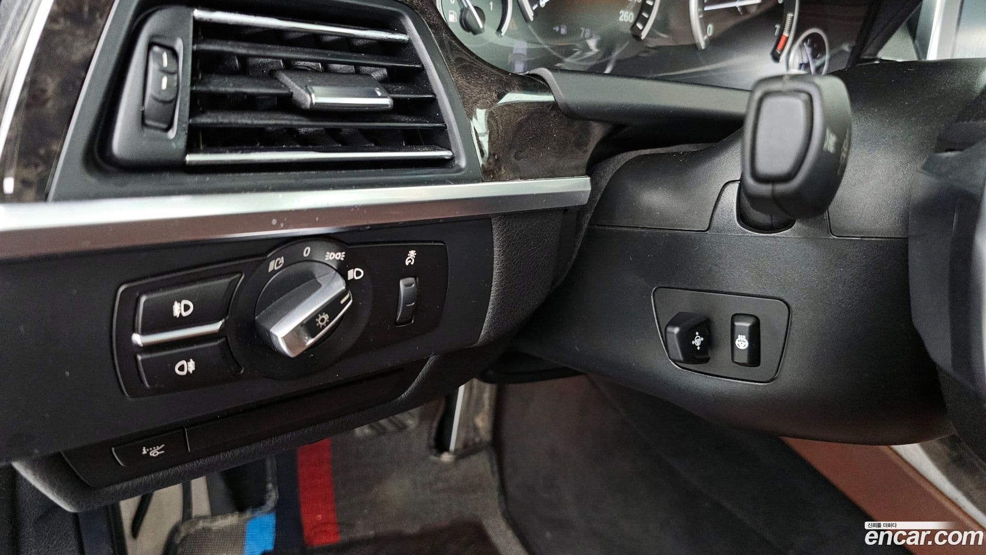 Main__Slider__Photo:6-Series BMW 2013.0-13