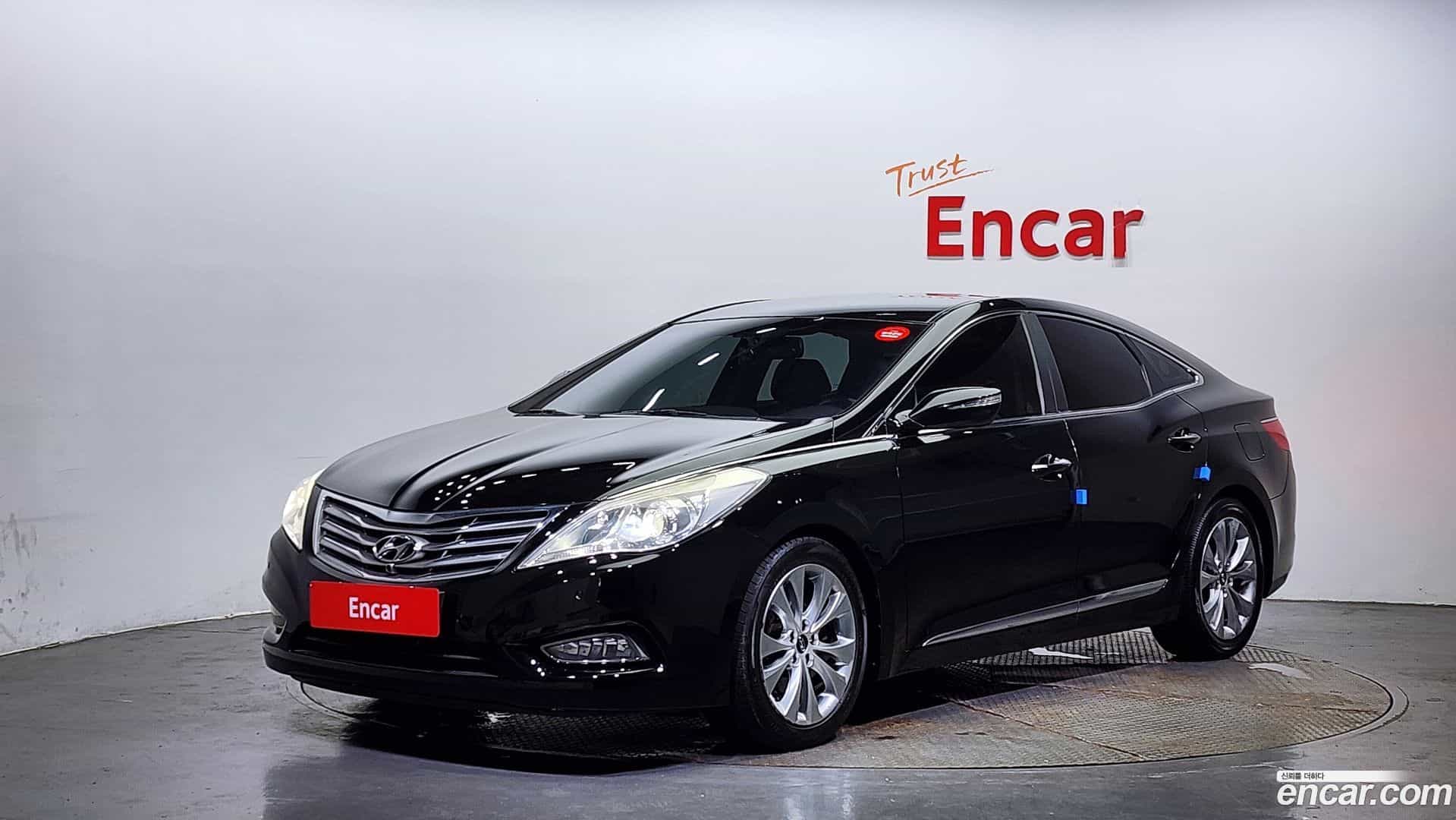 Grandeur Hyundai 2012.0-OUTER-001