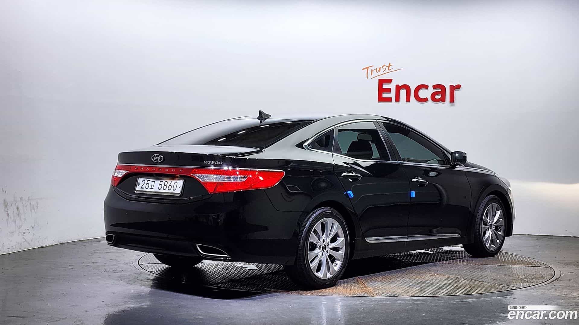 Grandeur Hyundai 2012.0-OUTER-002