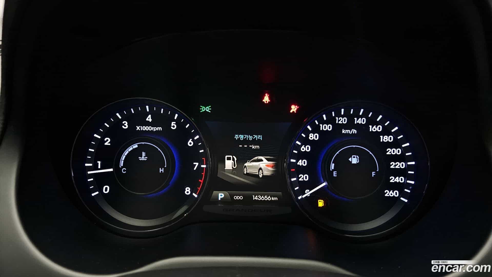 Grandeur Hyundai 2012.0-INNER-008