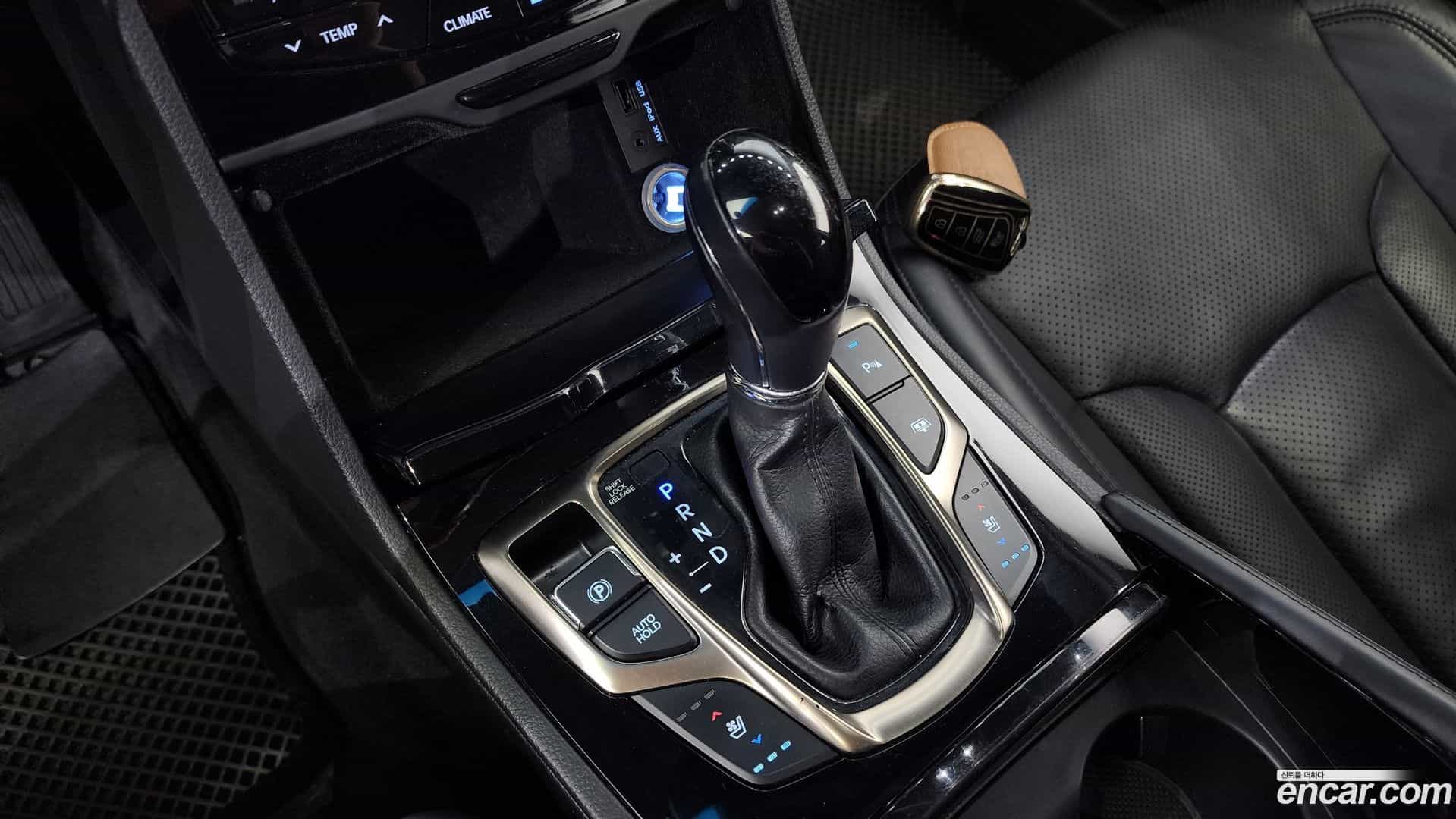 Grandeur Hyundai 2012.0-INNER-009