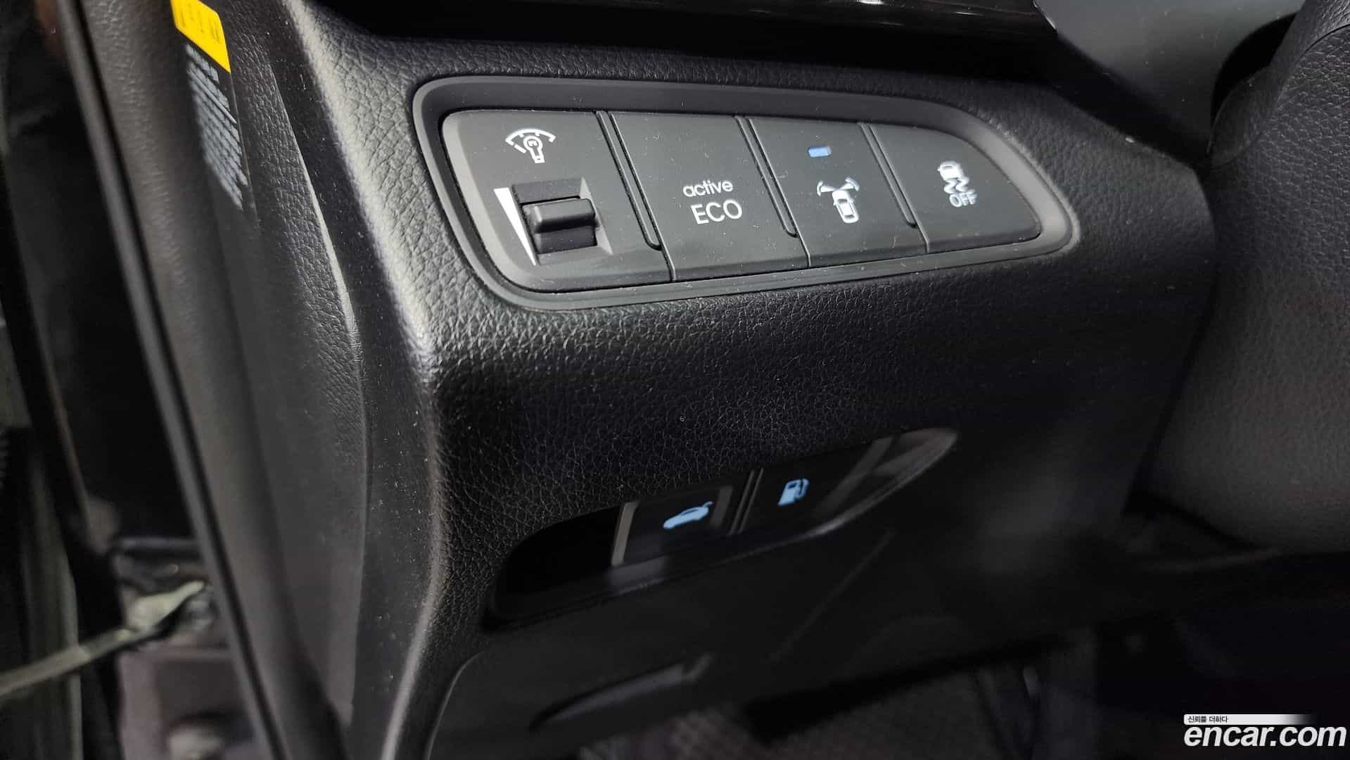 Grandeur Hyundai 2012.0-OPTION-018