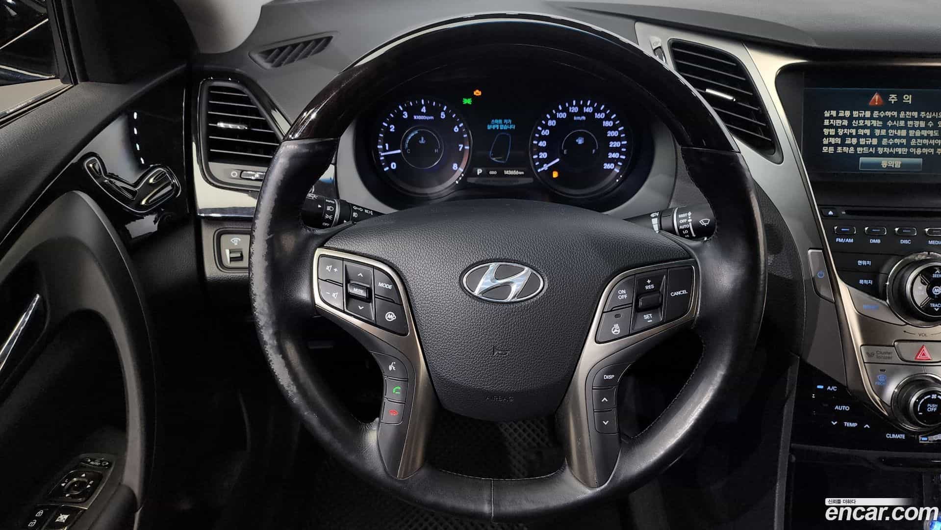 Grandeur Hyundai 2012.0-OPTION-019