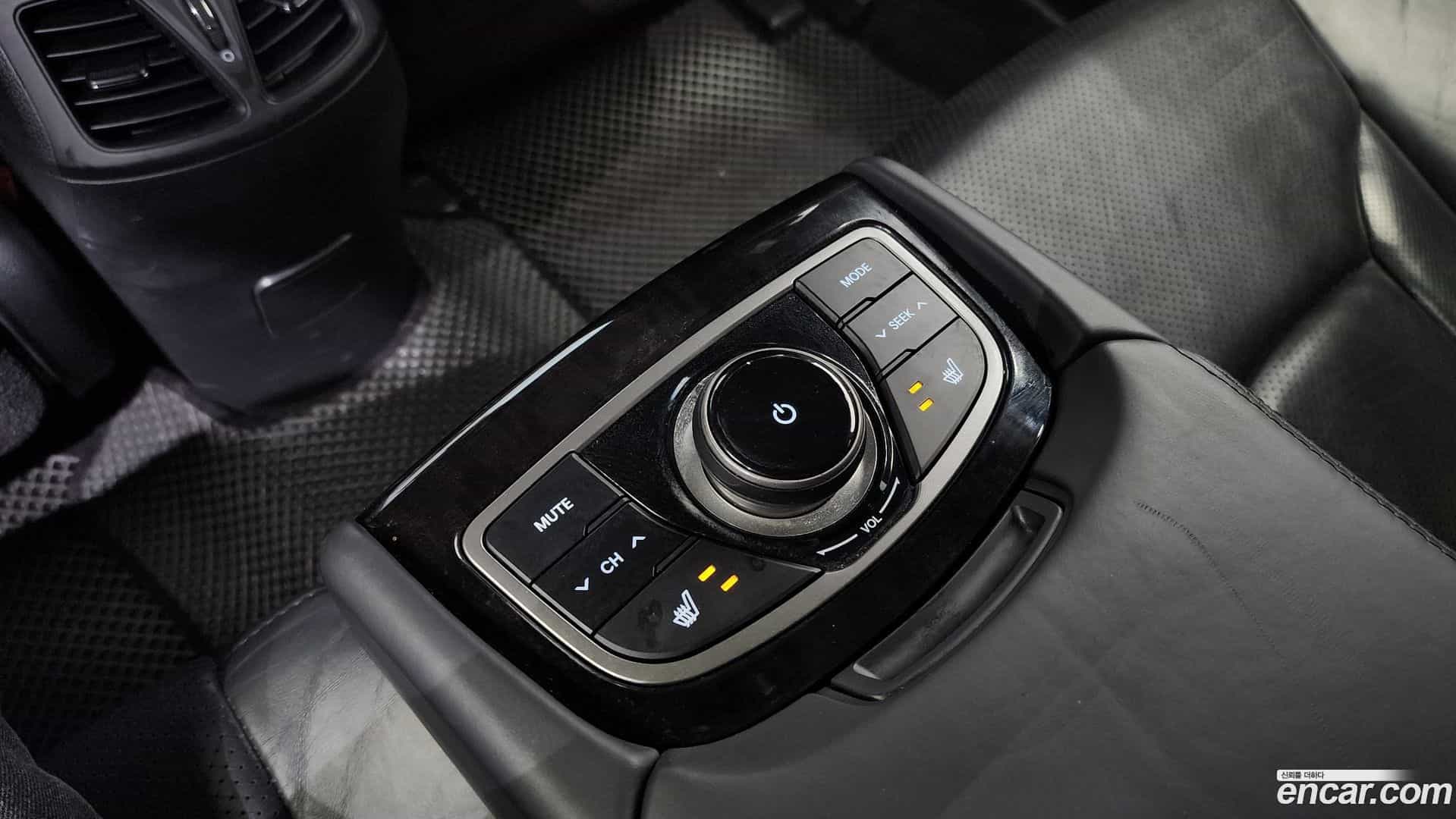 Grandeur Hyundai 2012.0-OPTION-024