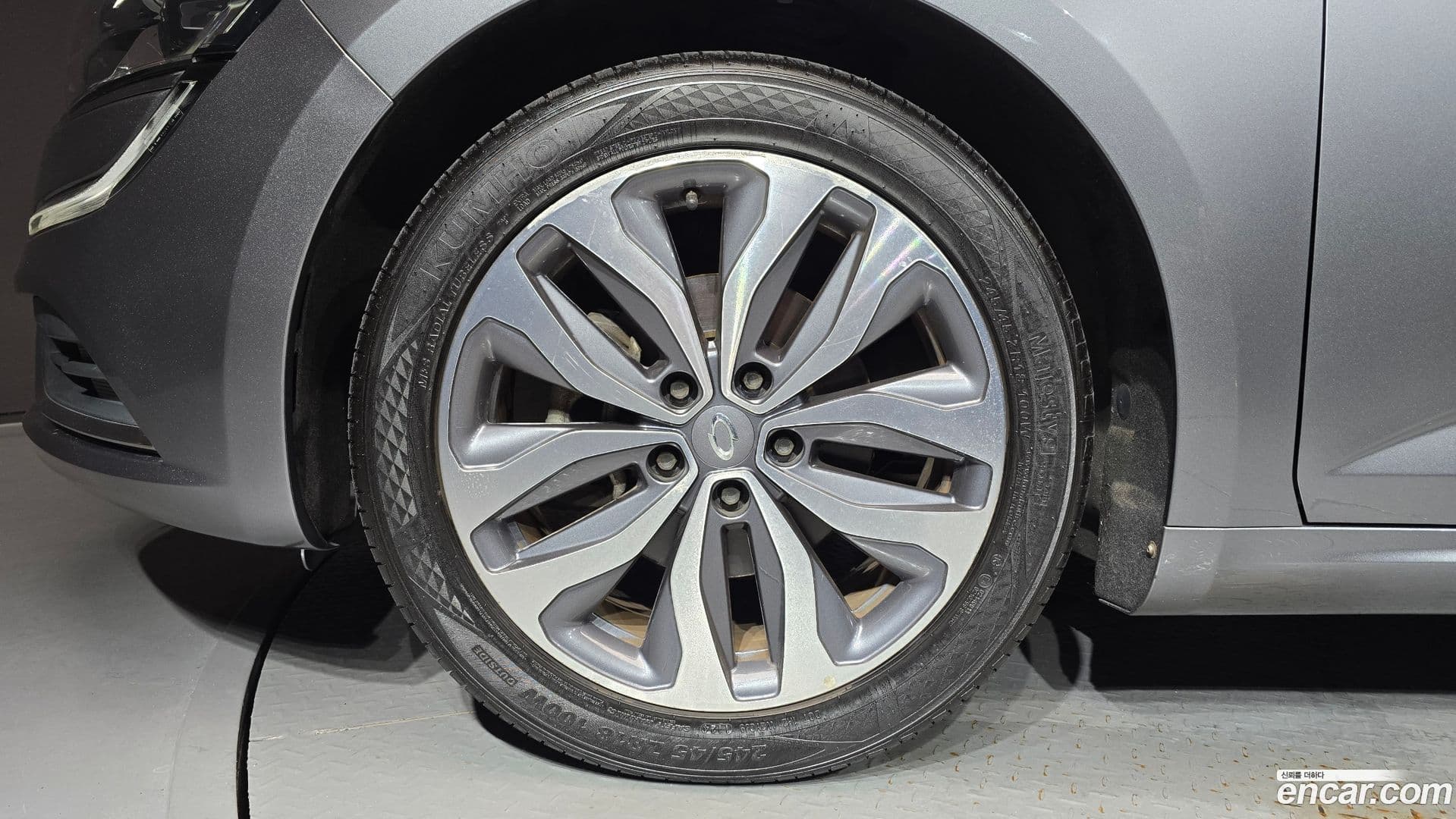 Main__Slider__Photo:SM6 Renault Korea 2016.11-4