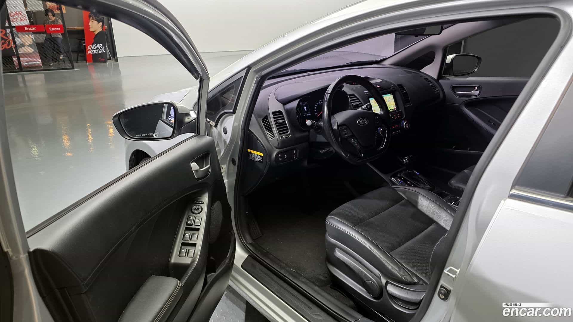 K3 Kia 2016.9-INNER-010