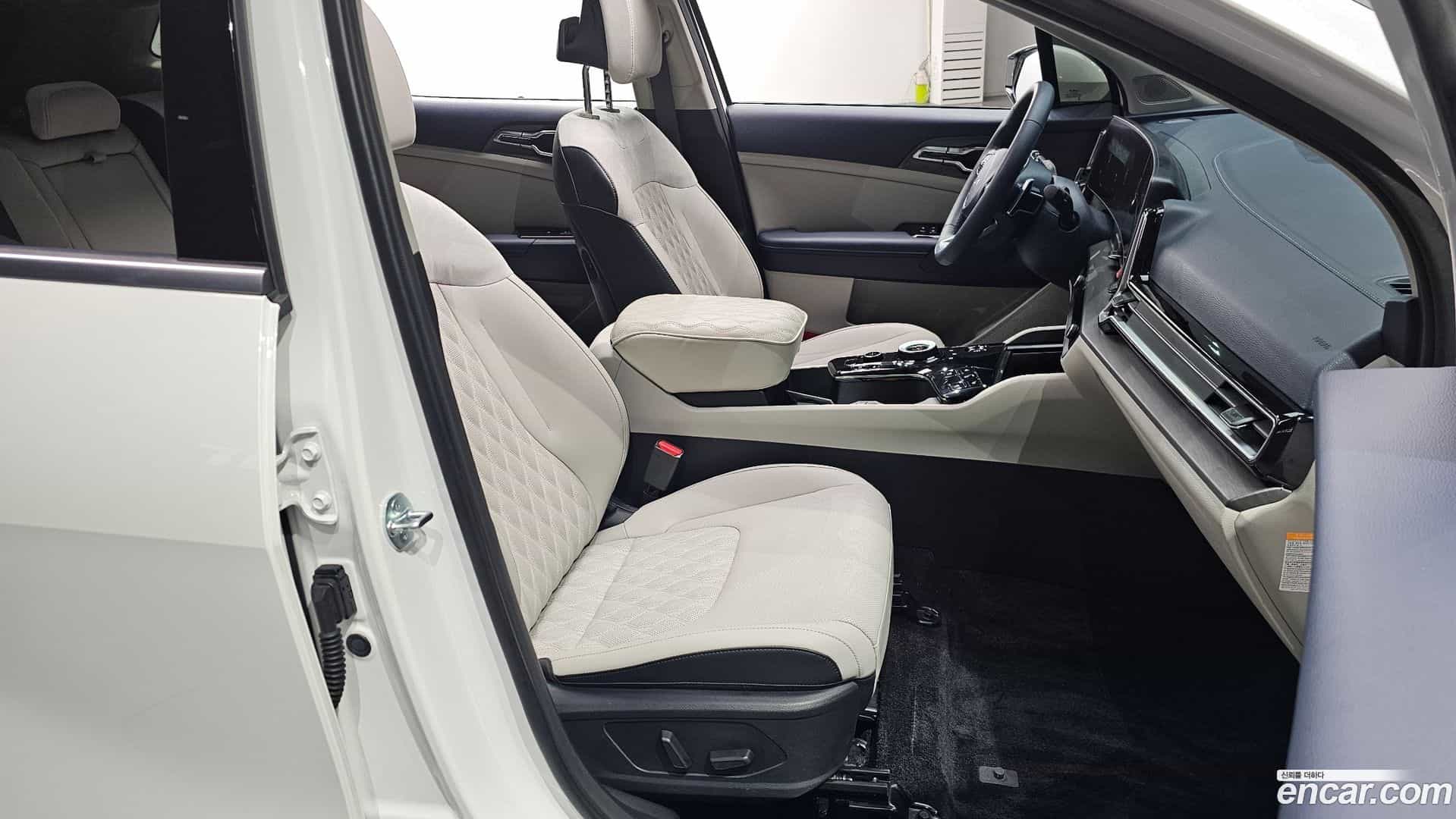 Sportage Kia 2023.5-INNER-010