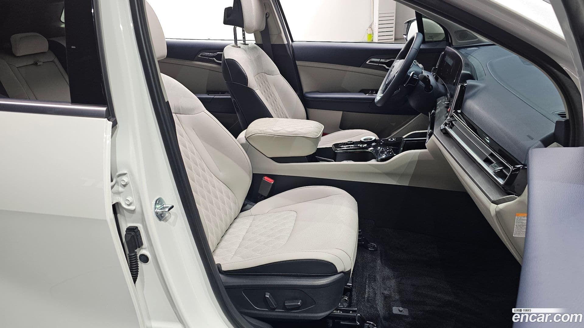 Main__Slider__Photo:Sportage Kia 2023.5-9