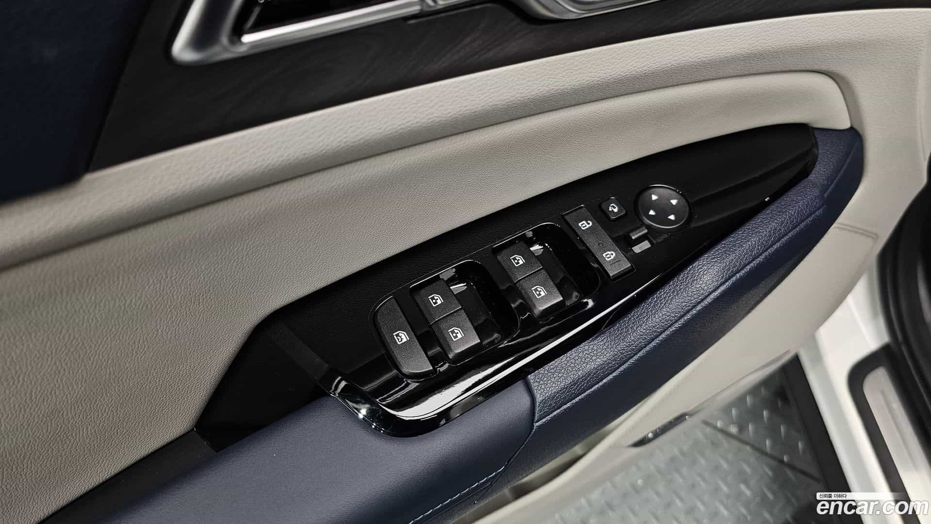 Sportage Kia 2023.5-OPTION-021