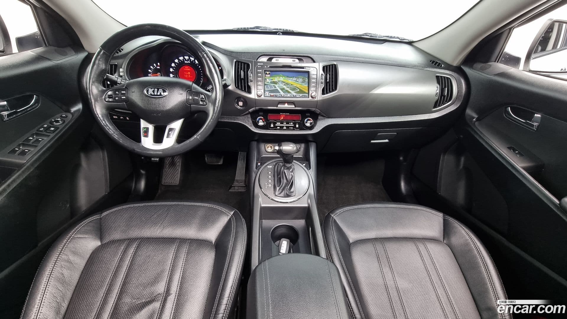 Main__Slider__Photo:Sportage Kia 2012.8-6