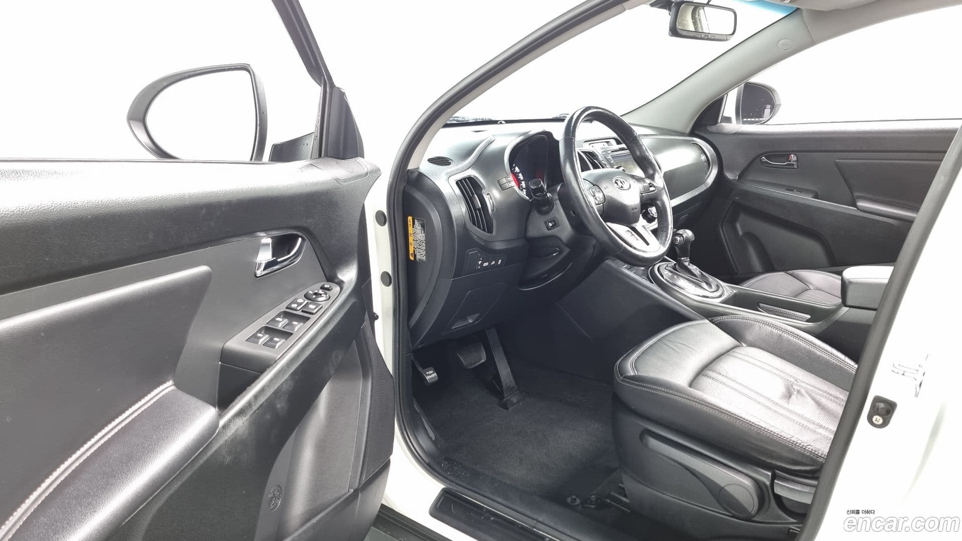 Main__Slider__Photo:Sportage Kia 2012.8-10