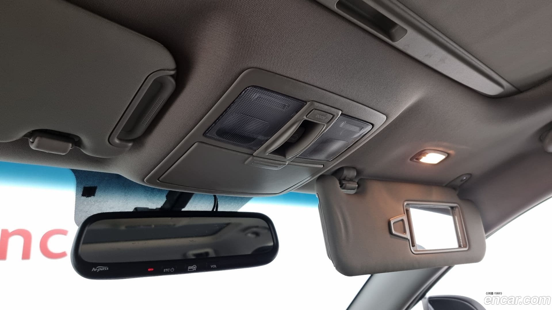 Main__Slider__Photo:Sportage Kia 2012.8-17