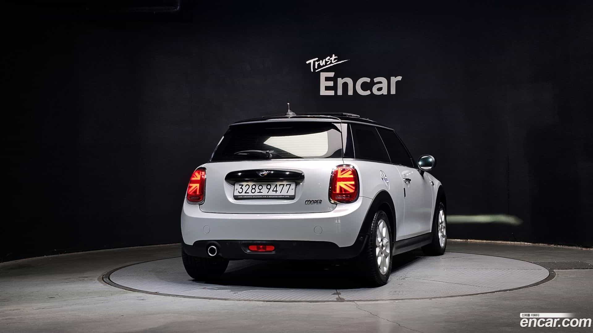 Cooper Mini 2020.4-OUTER-004