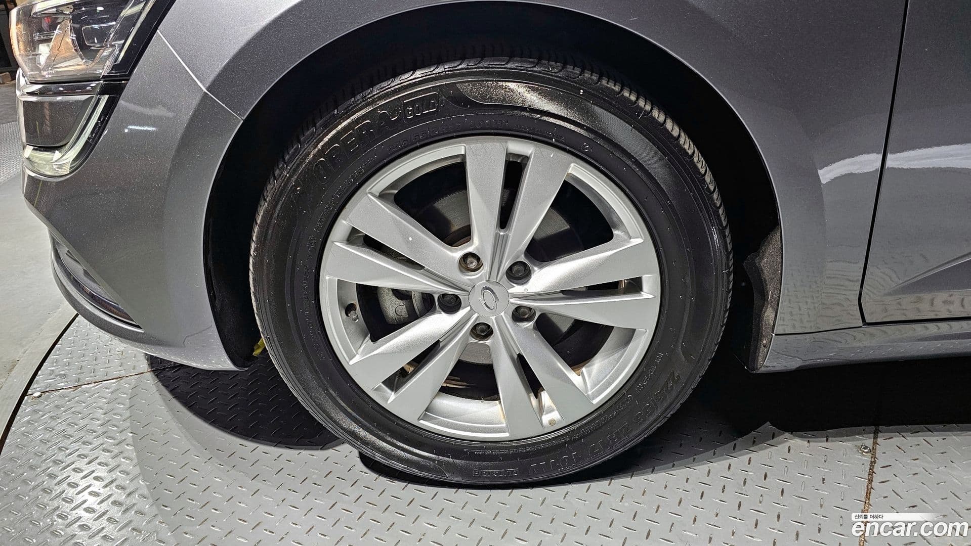 Main__Slider__Photo:SM6 Renault Korea 2016.10-4