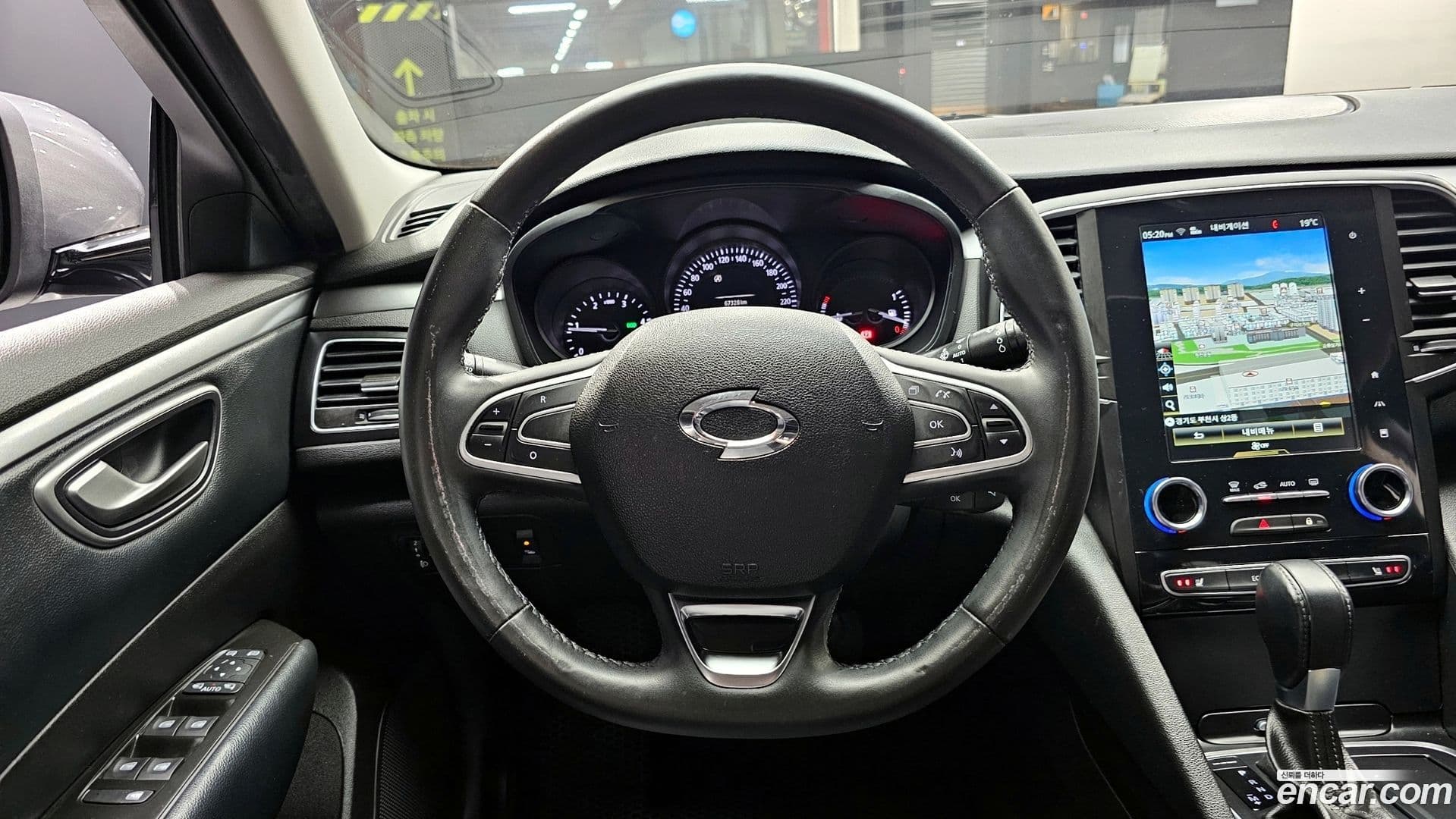 Main__Slider__Photo:SM6 Renault Korea 2016.10-12