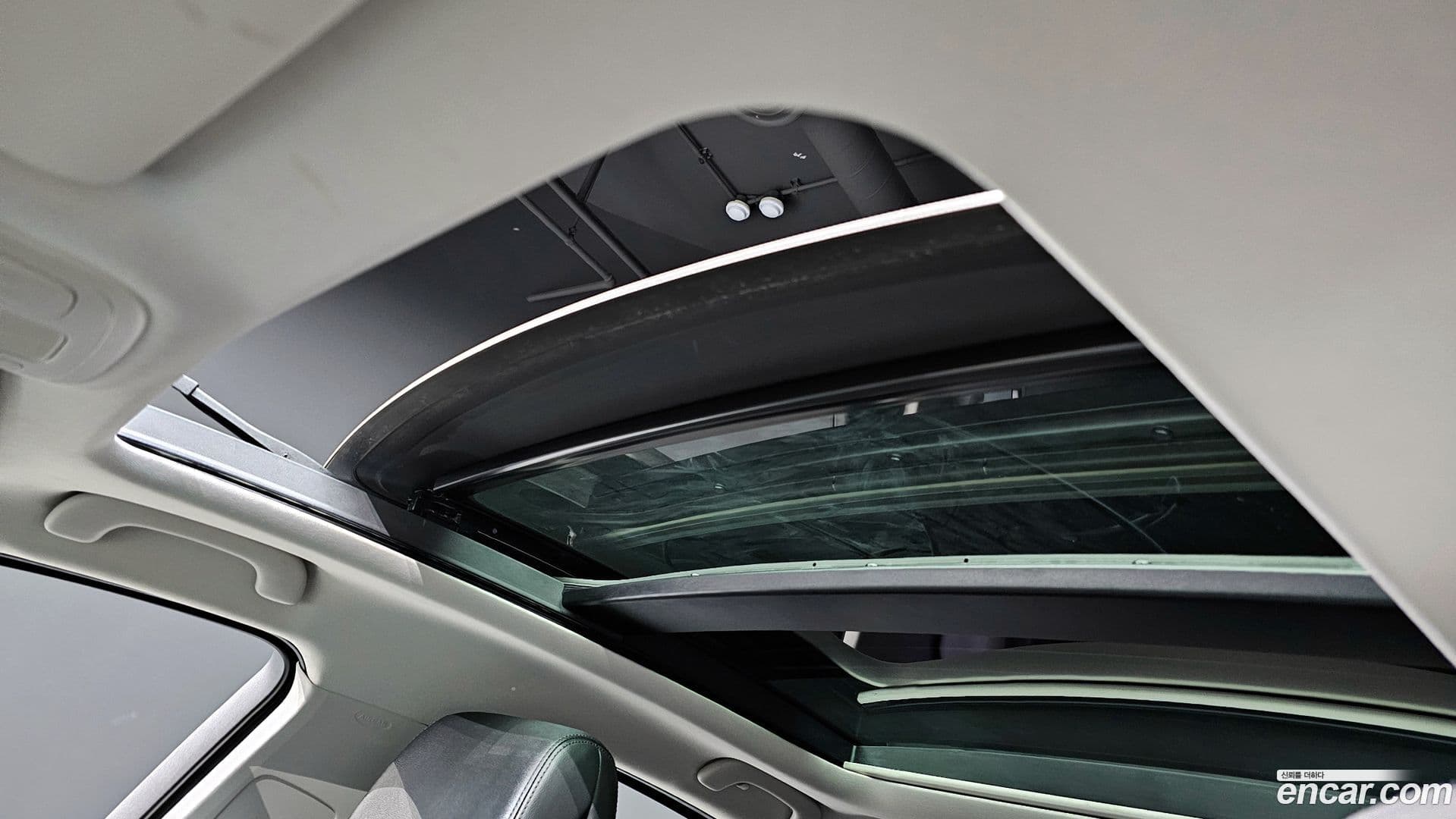 Main__Slider__Photo:SM6 Renault Korea 2016.10-15