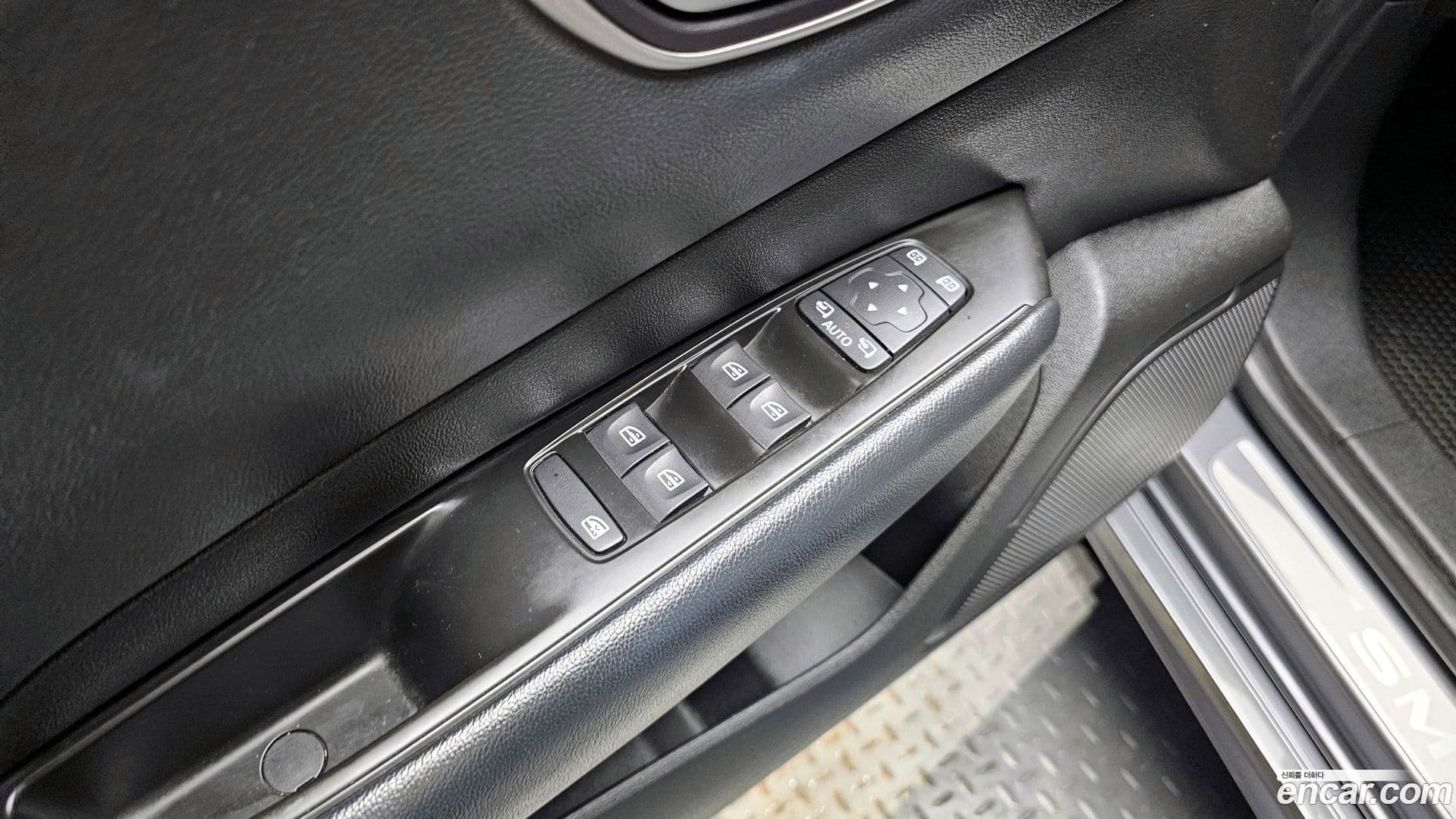 Main__Slider__Photo:SM6 Renault Korea 2016.10-17