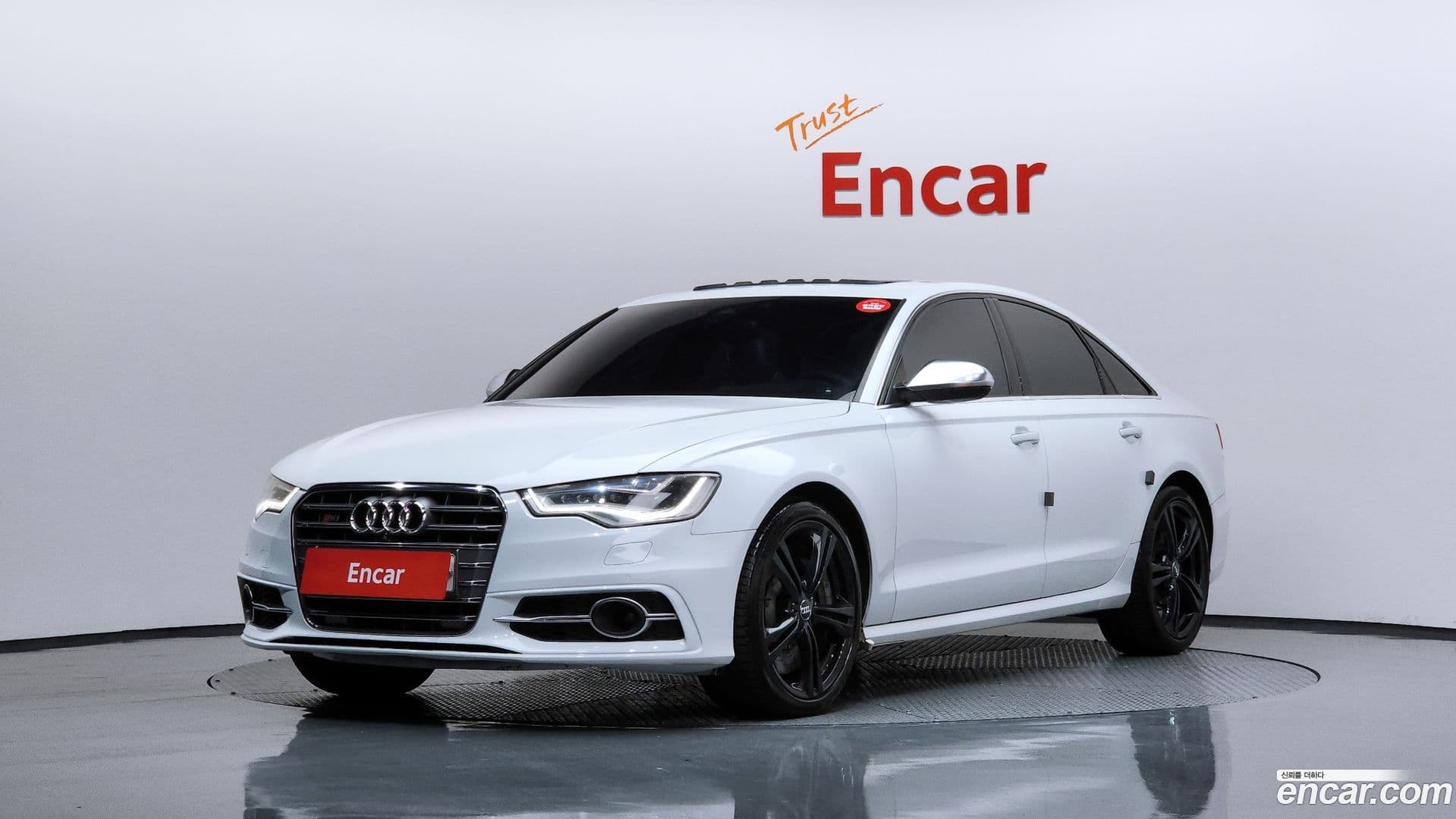 Main__Slider__Photo:S6 Audi 2013.7-0