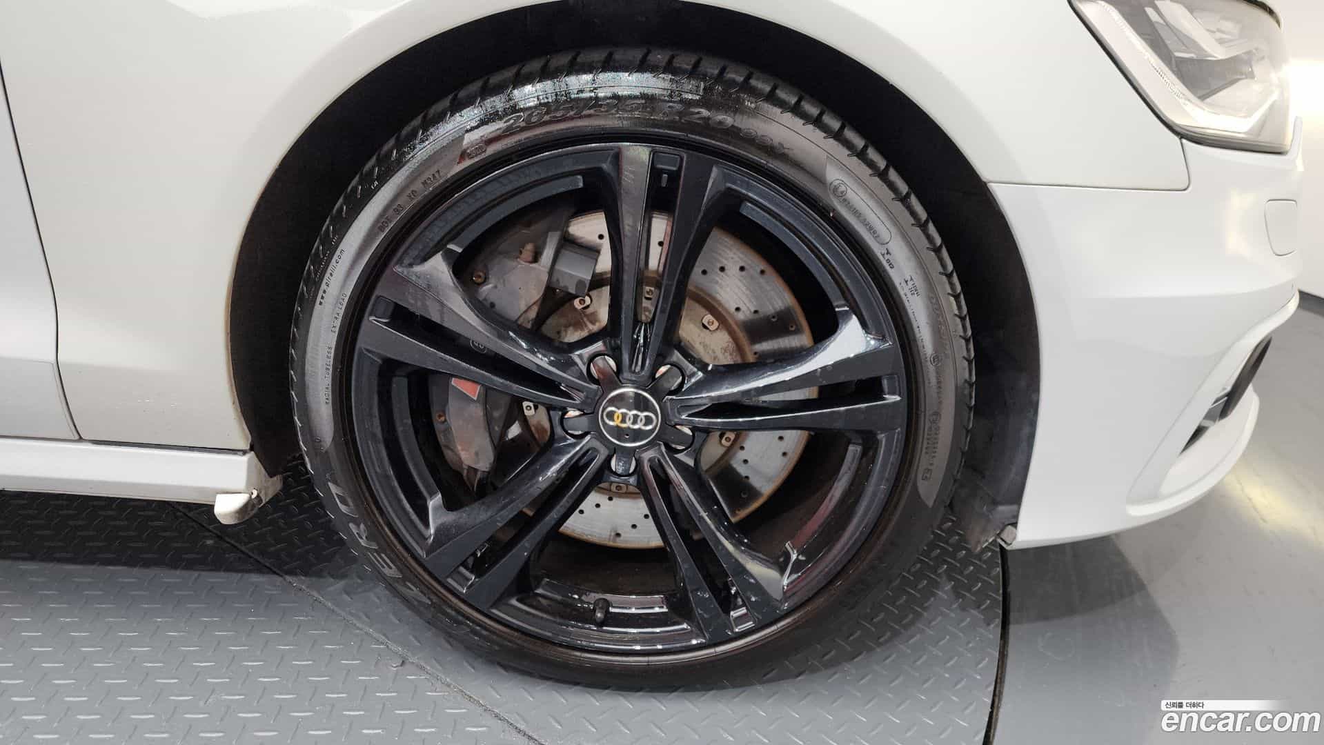 S6 Audi 2013.7-OUTER-005