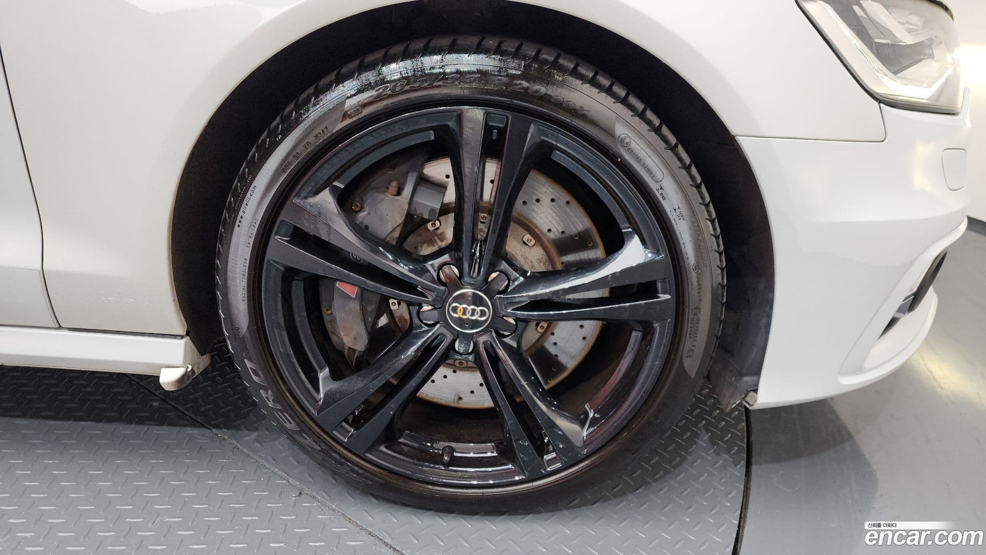 Main__Slider__Photo:S6 Audi 2013.7-4