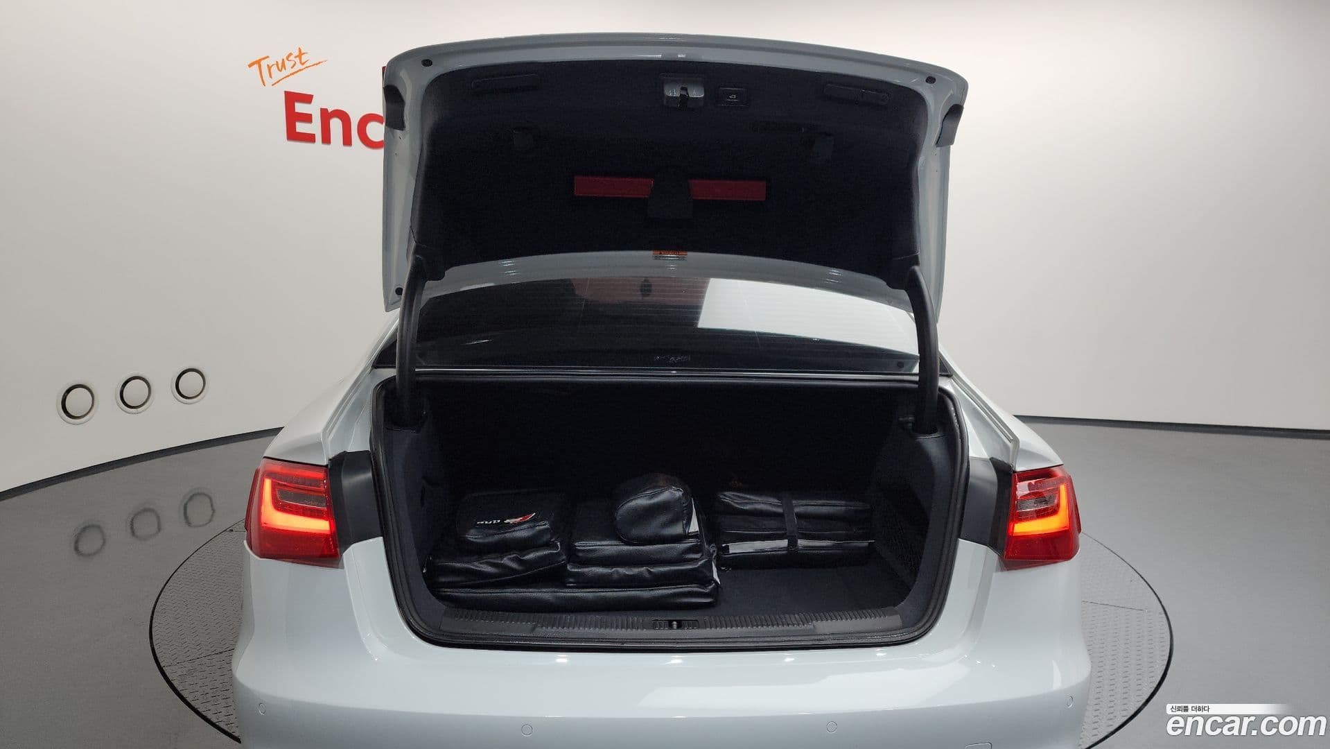 Main__Slider__Photo:S6 Audi 2013.7-19