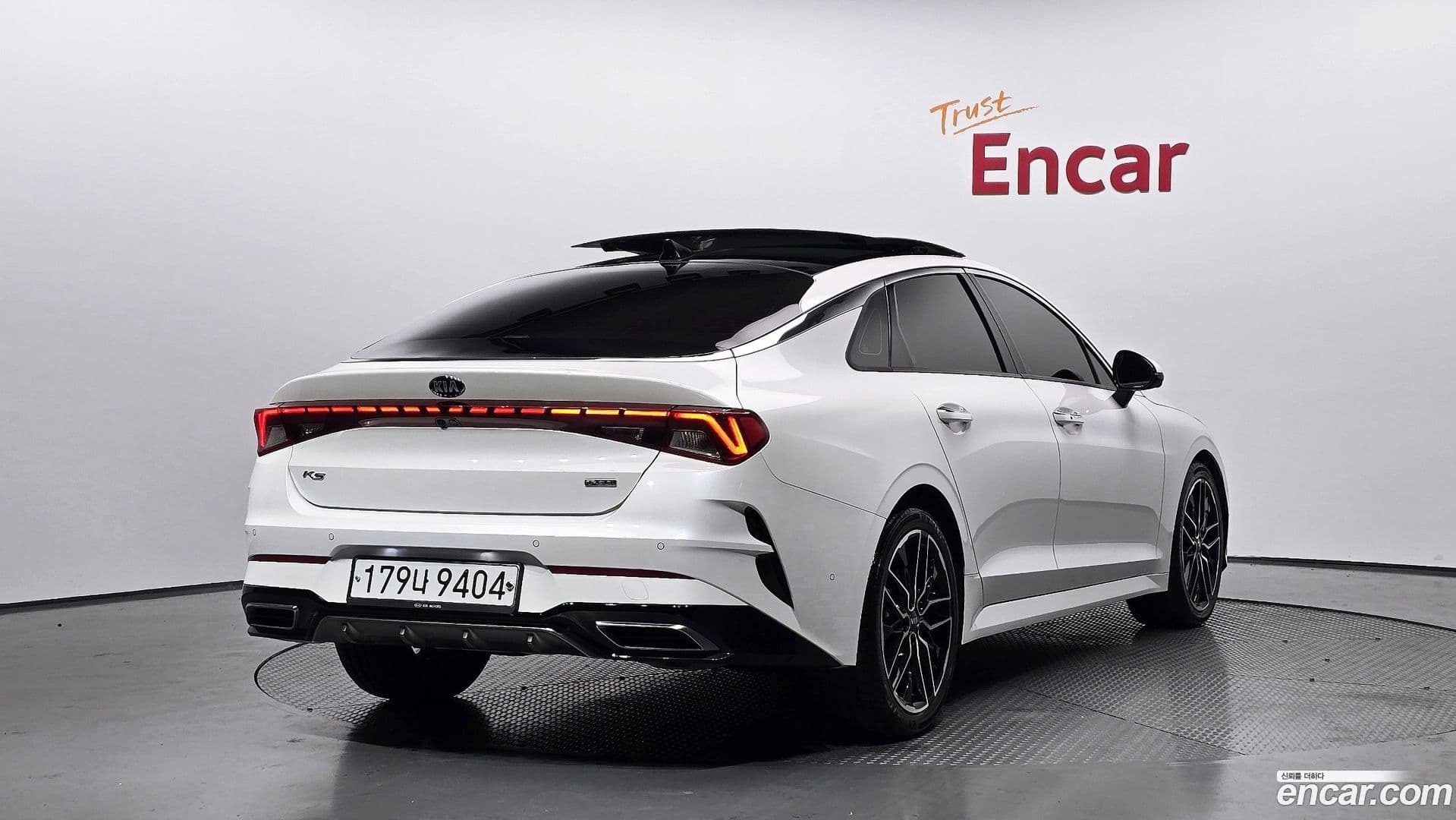 Main__Slider__Photo:K5 Kia 2020.5-1