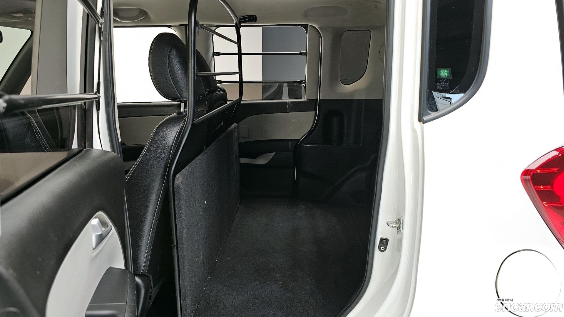 Main__Slider__Photo:RAY Kia 2021.6-11