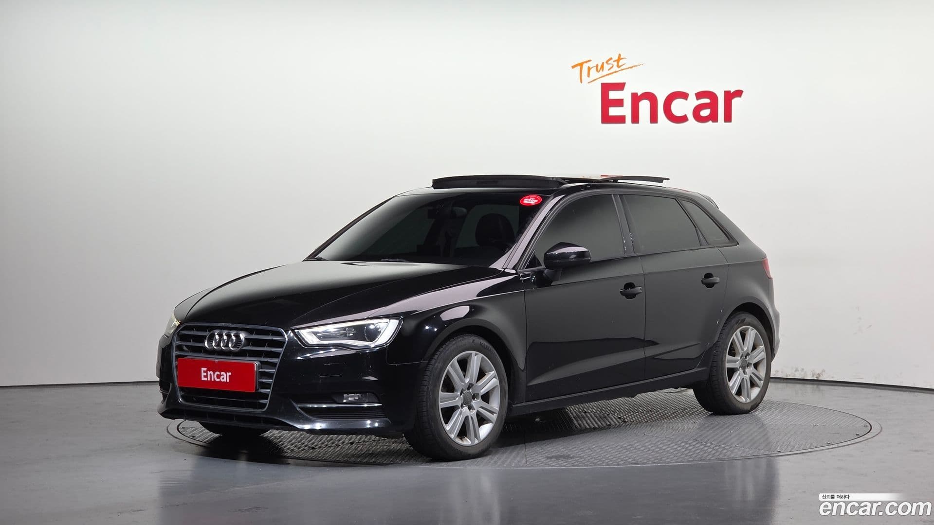 Main__Slider__Photo:A3 Audi 2015.10-0