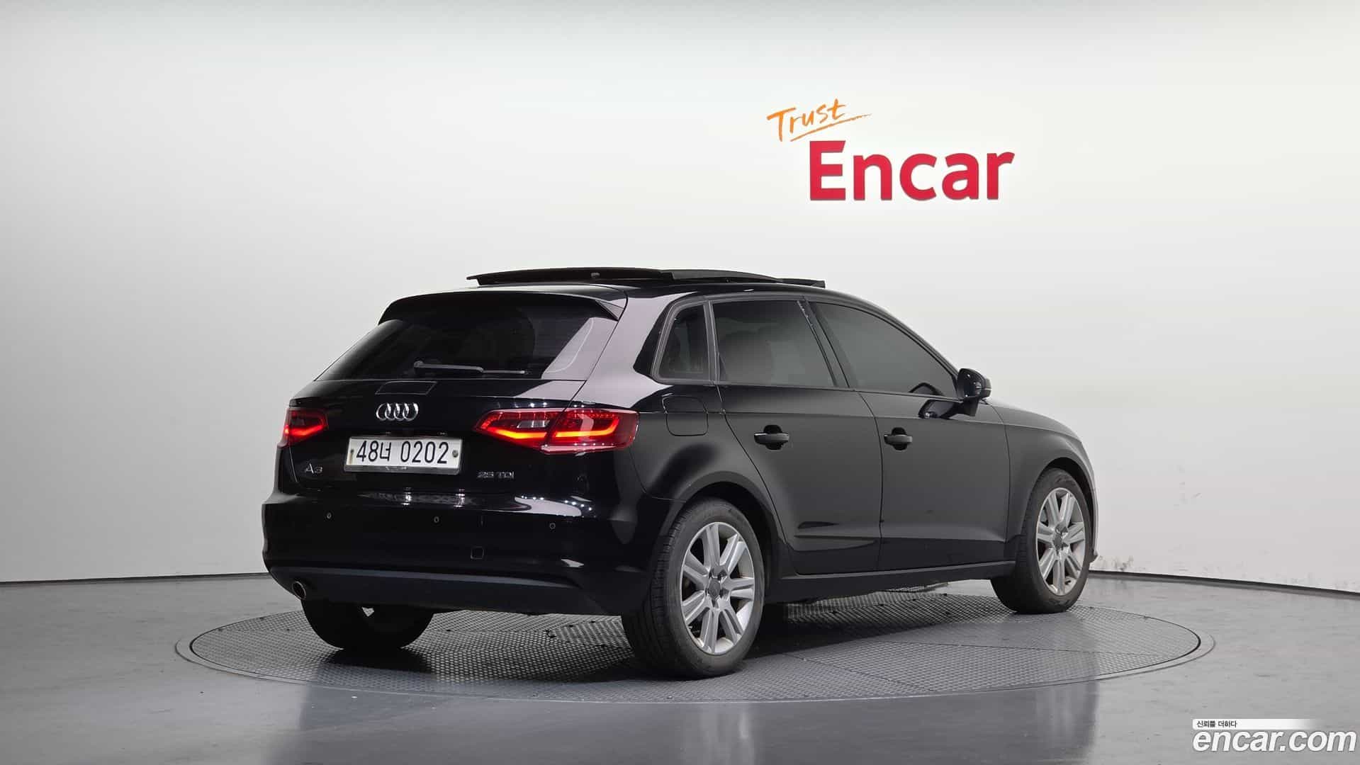 A3 Audi 2015.10-OUTER-002