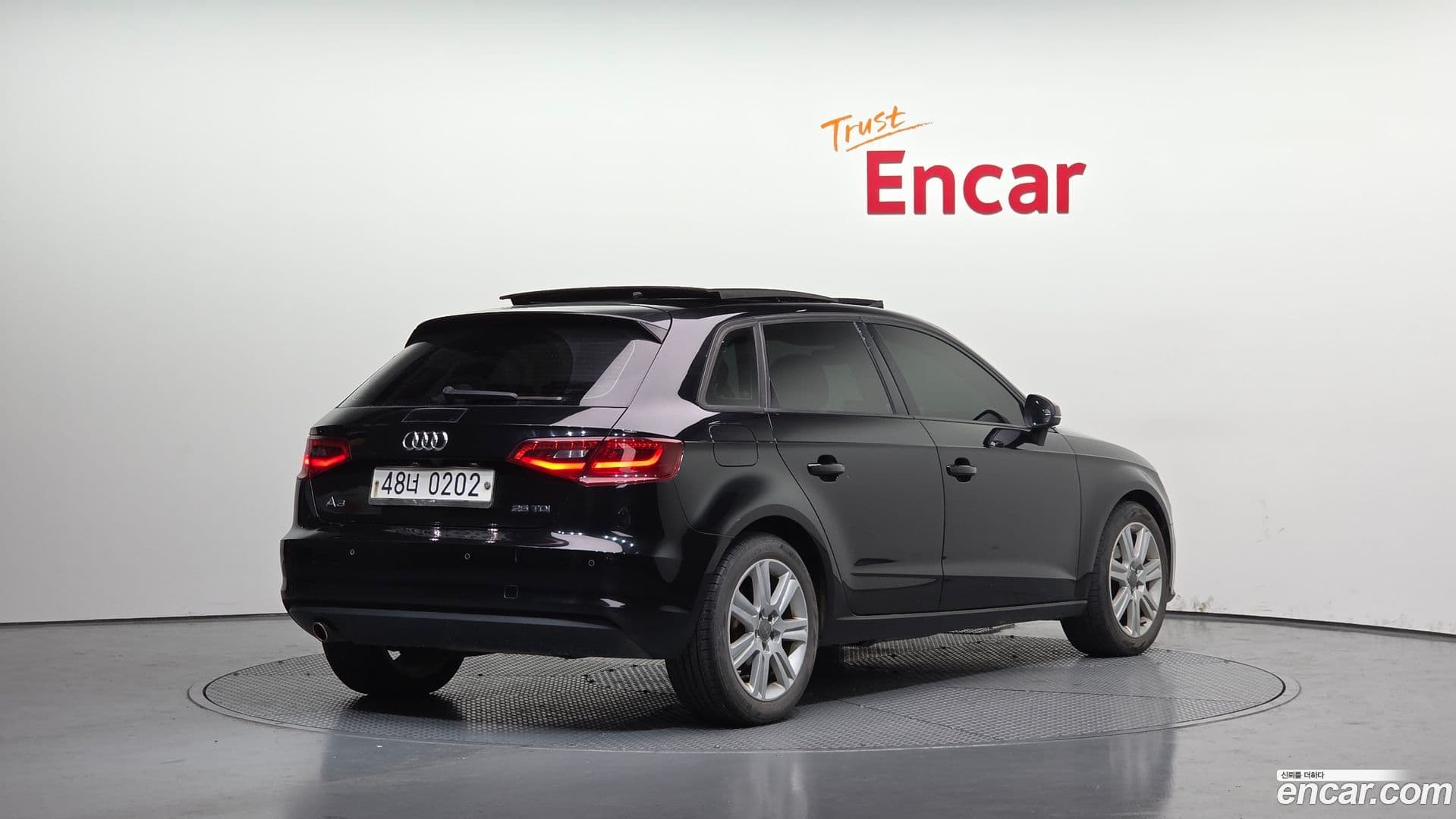 Main__Slider__Photo:A3 Audi 2015.10-1