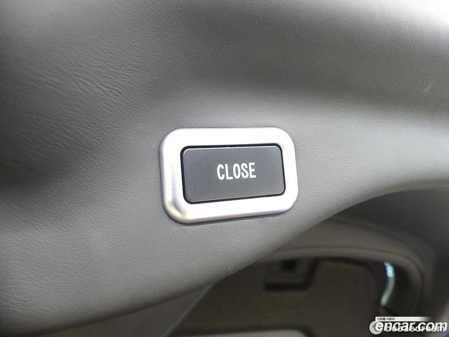 Main__Slider__Photo:GTC4 Lusso Ferrari 2019.10-12