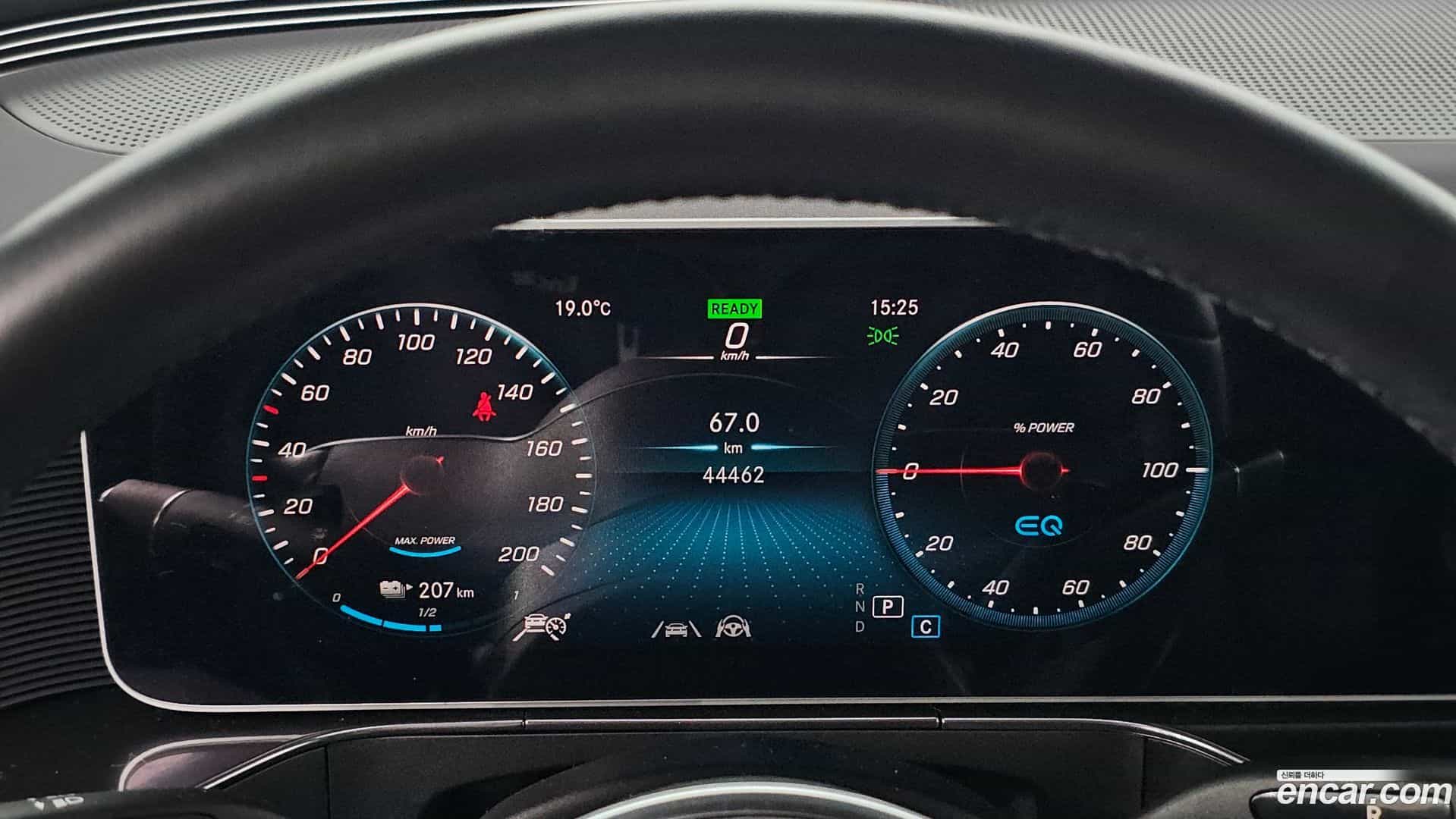 EQC Mercedes-Benz 2020.11-INNER-008