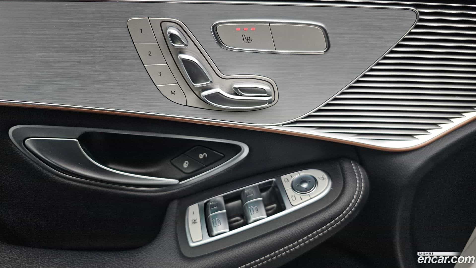 EQC Mercedes-Benz 2020.11-OPTION-017