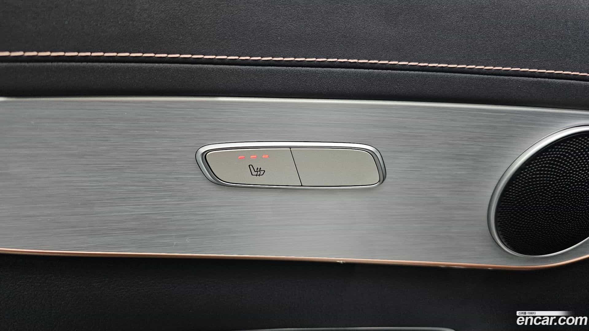 EQC Mercedes-Benz 2020.11-OPTION-023