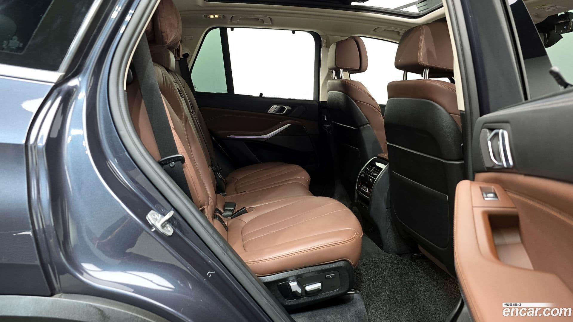 Main__Slider__Photo:X5 BMW 2021.8-11