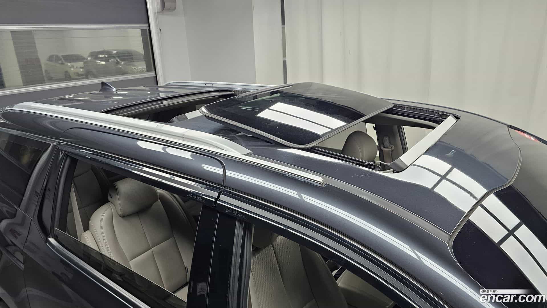 Canival Kia 2014.7-OPTION-023