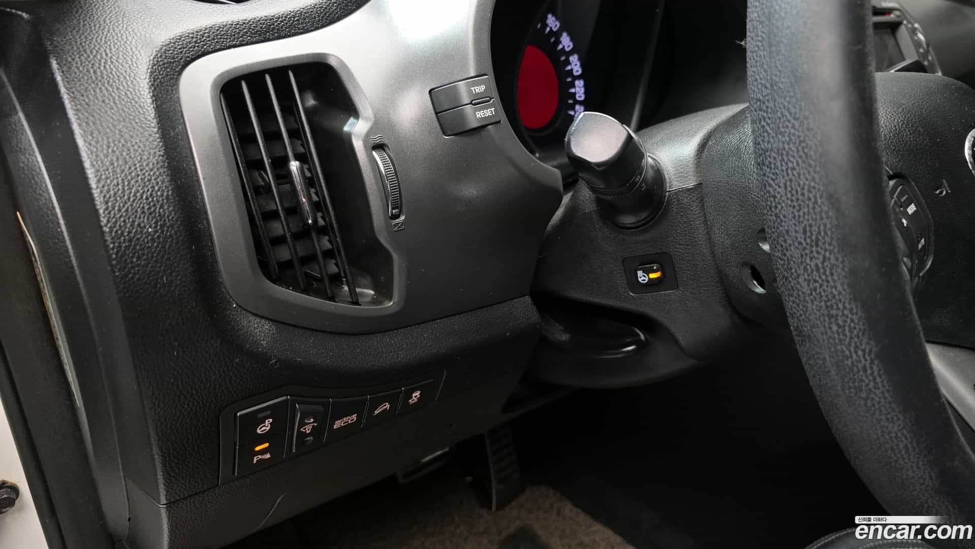 Sportage Kia 2012.8-OPTION-021