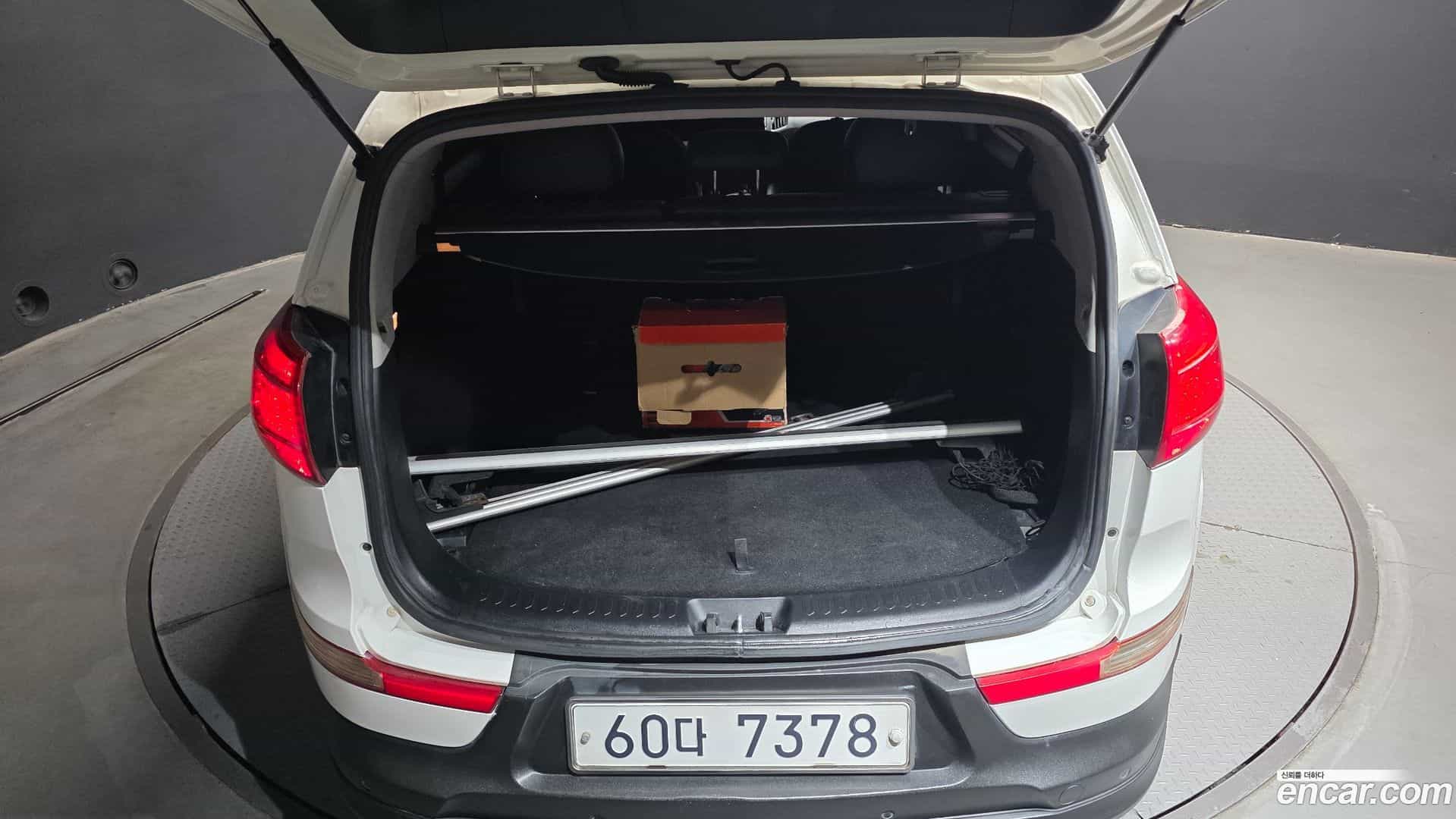 Sportage Kia 2012.8-OPTION-024